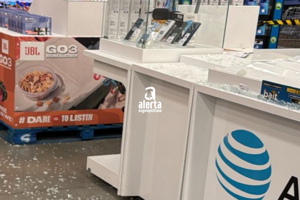 Roban 25 celulares durante asalto en SAM’s Peri Plaza