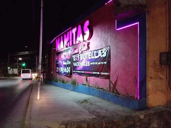 En Puebla se prohibirían los table dance