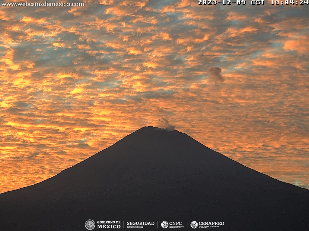 ¡Sin miedo al éxito! Americanistas se graban en la boca del Popocatépetl