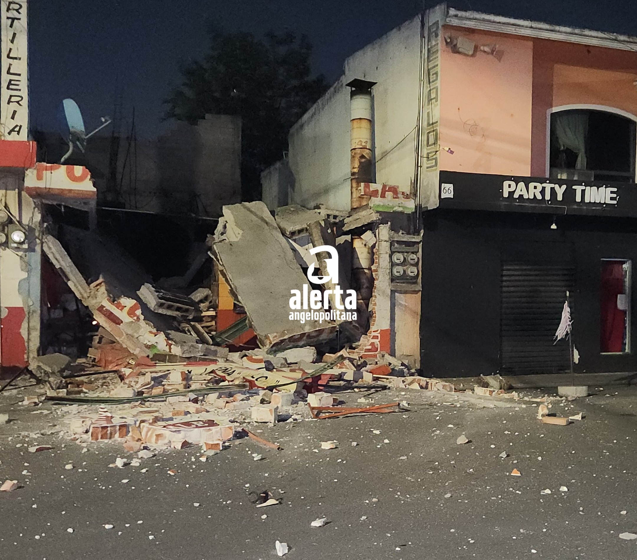 Cilindro de gas explotó en una rosticería de Santa Clara Ocoyucan