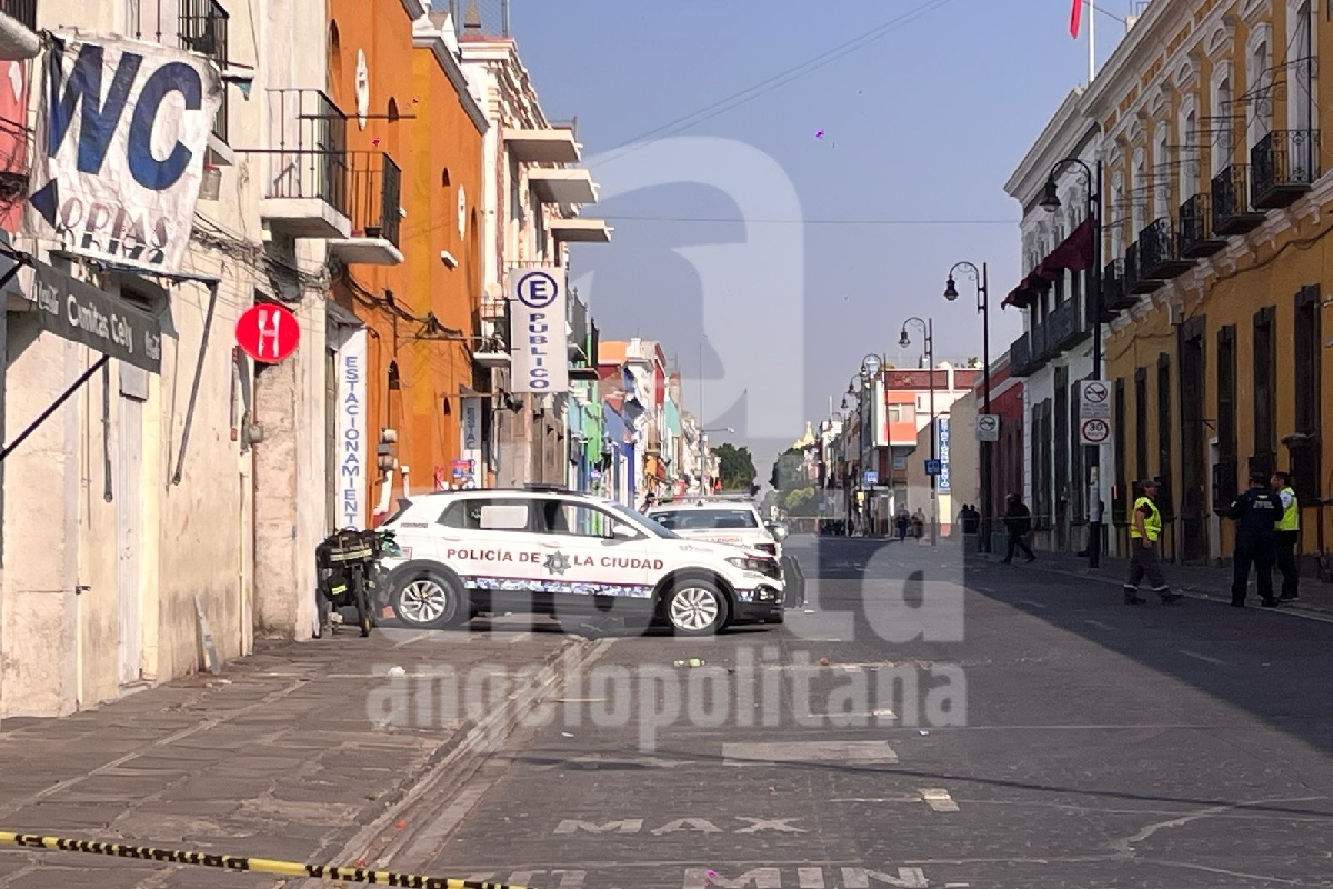 Hallan muerto a hombre en situación de calle en el Centro Histórico