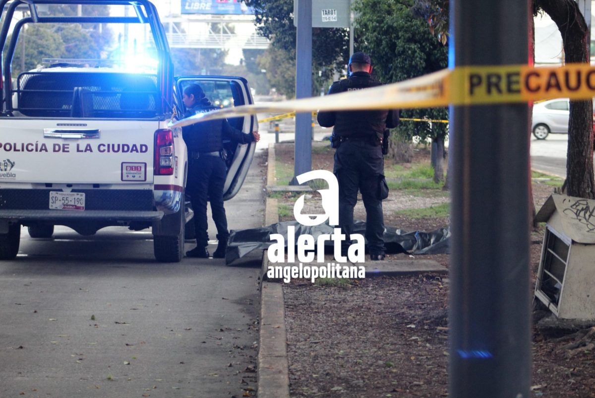 Dejan cadáver frente a Soriana de la CAPU