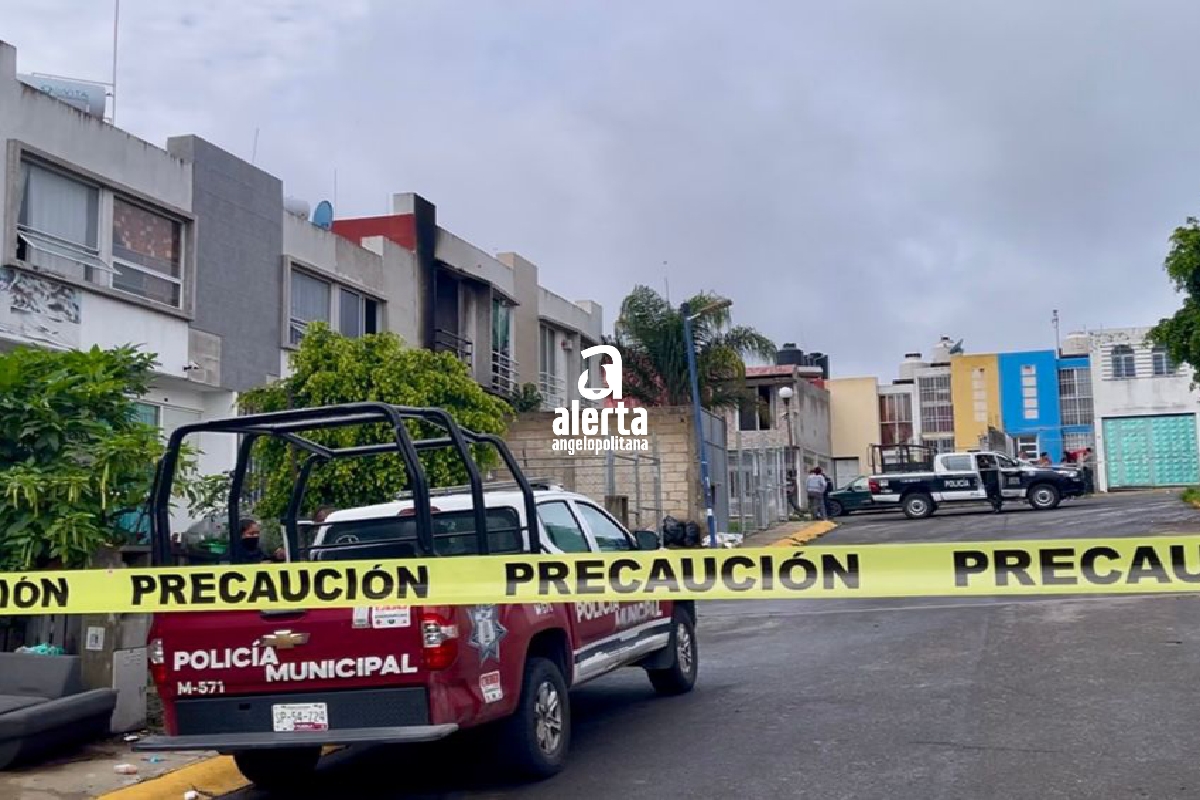 Incendio deja dos mujeres fallecidas en vivienda de Cuautlancingo