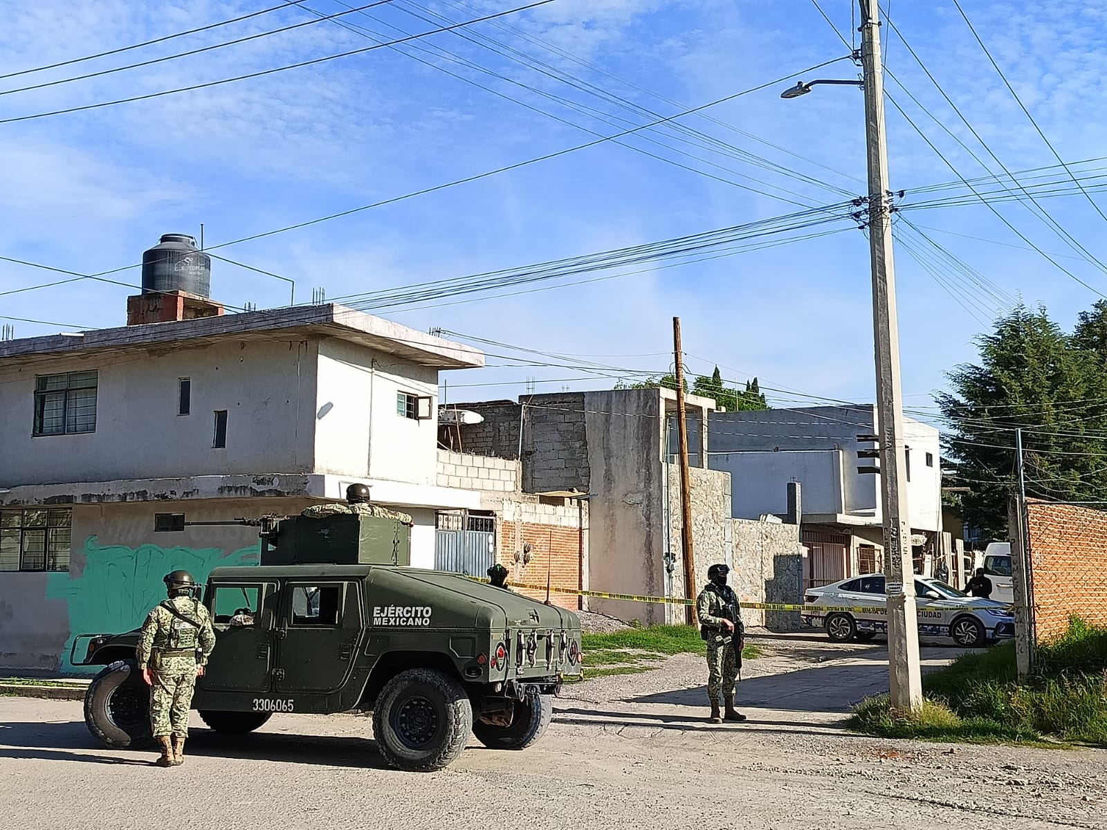 Hallan mujer maniatada y sin vida en la Colonia Universidad