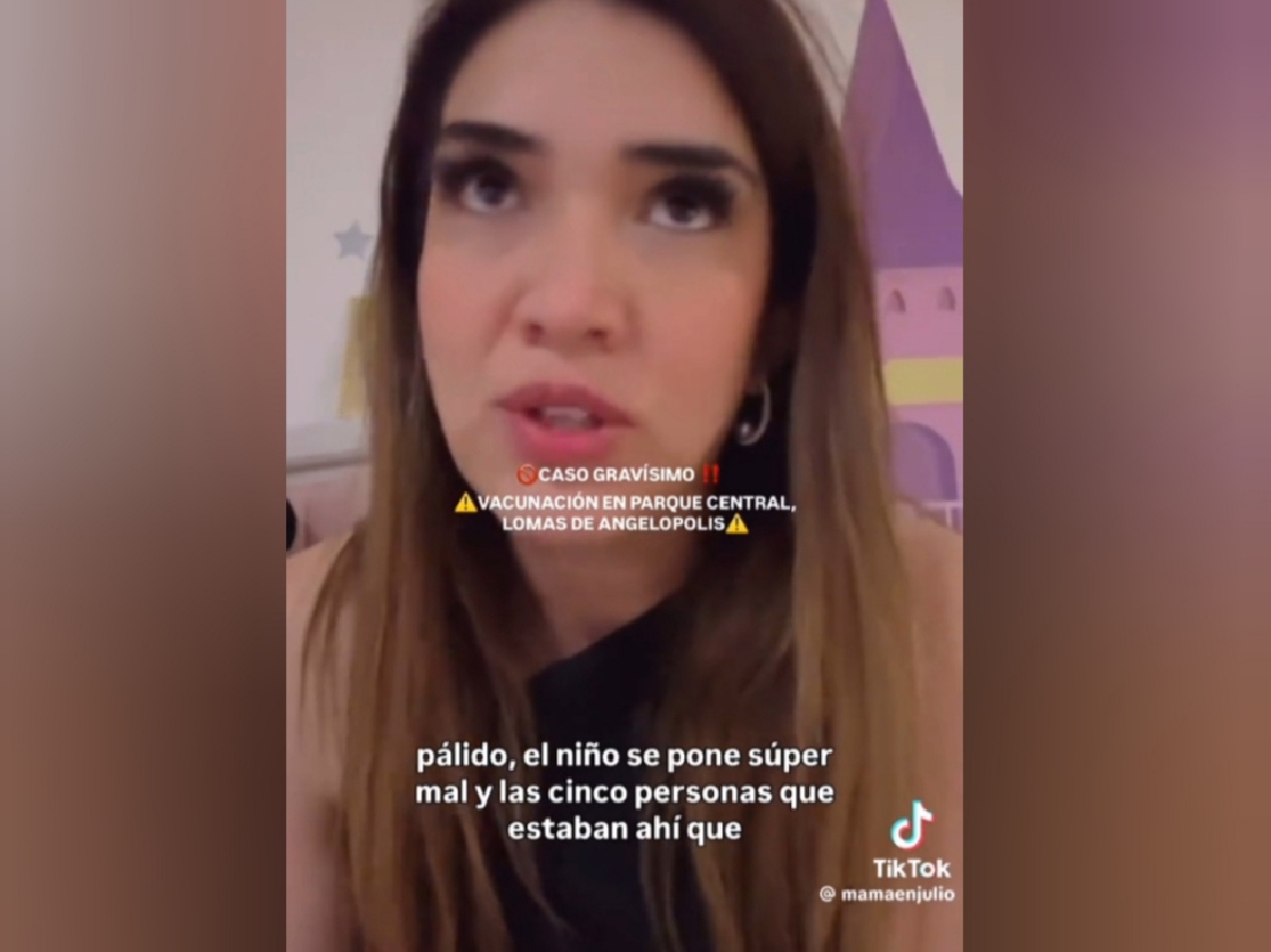 Convulsiona niño luego de recibir vacuna en Lomas de Angelópolis