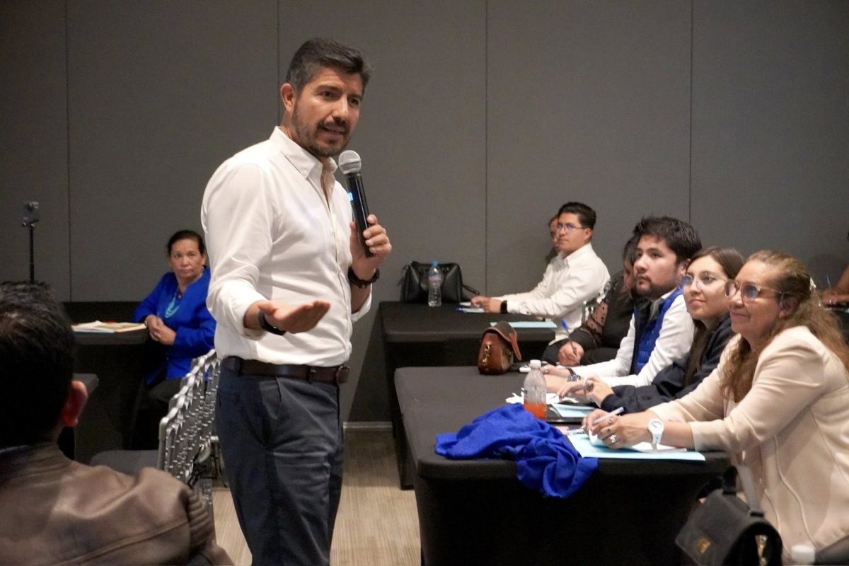 FGE se encargará de sancionar anomalías de Eduardo Rivera como edil