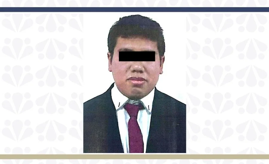 Aprehendió la FGE a servidor público de la institución acusado de cohecho