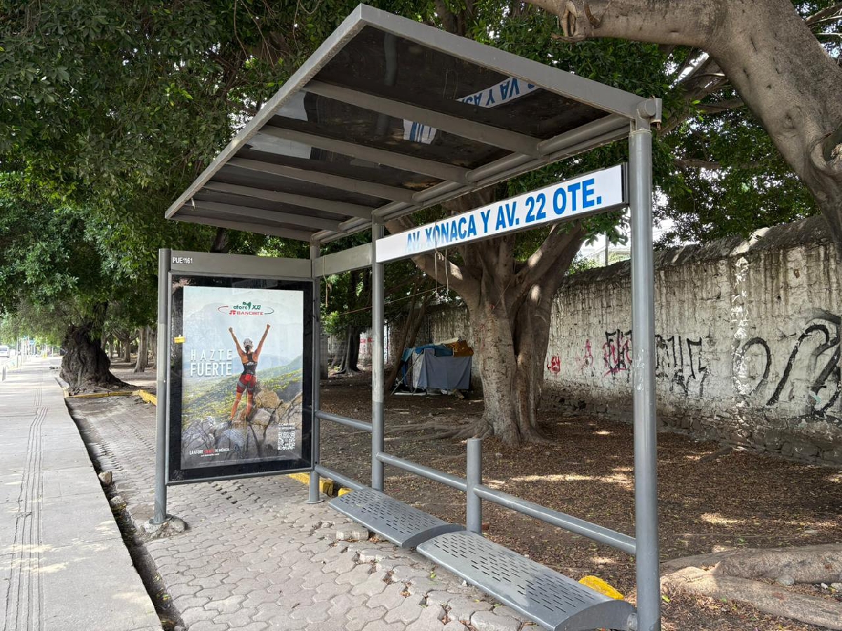 Concesión de paraderos en Puebla capital recibe avance legislativo