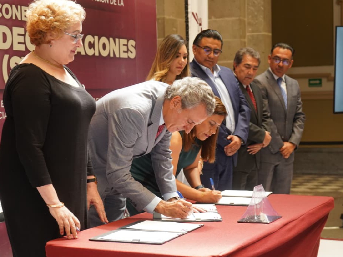 Pepe Chedraui encabeza firma de convenio de colaboración con la SESEAP