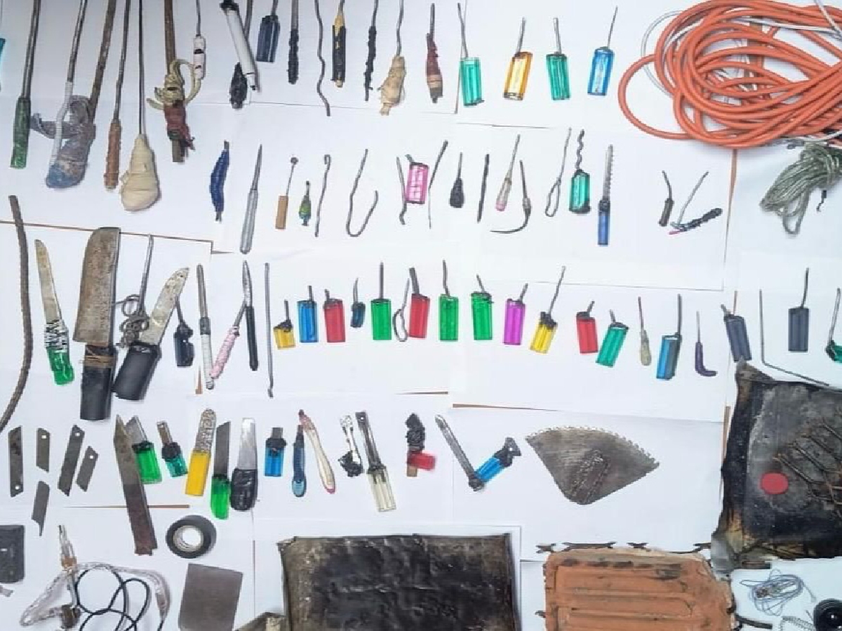 Tras revisión en penal de Puebla, SSP asegura más de 90 objetos punzocortantes