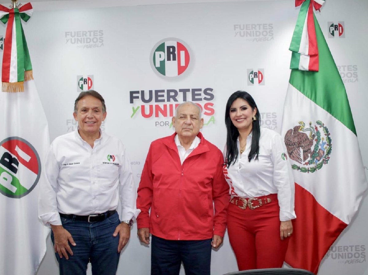 Juan José Castro Justo asume la dirigencia estatal del PRI en Puebla