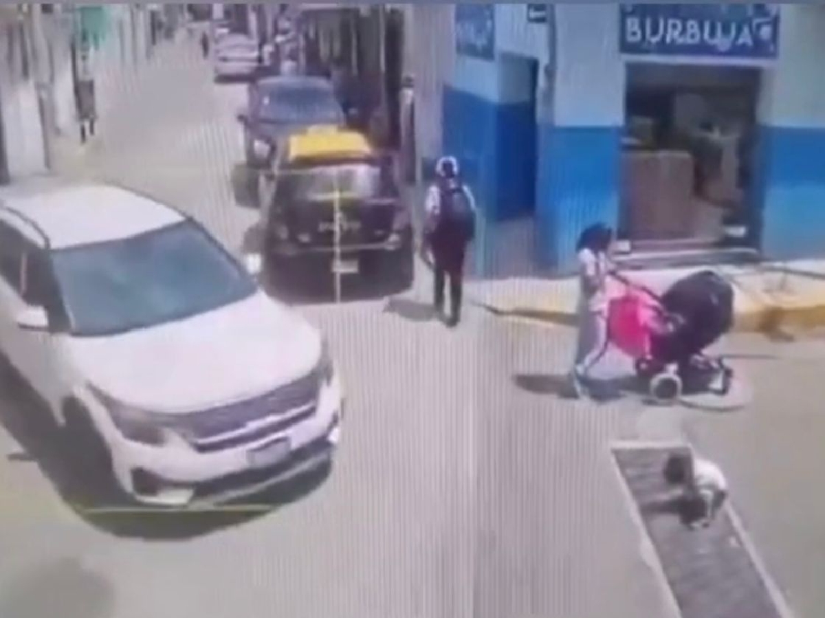 Niño es atropellado en San Jerónimo Caleras; su mamá estaba en el celular