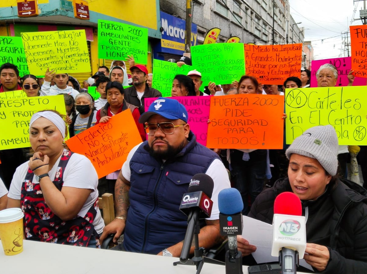 Locatarios del Mercado 5 de Mayo son extorsionados con hasta 100 mil pesos: Fuerza 2000