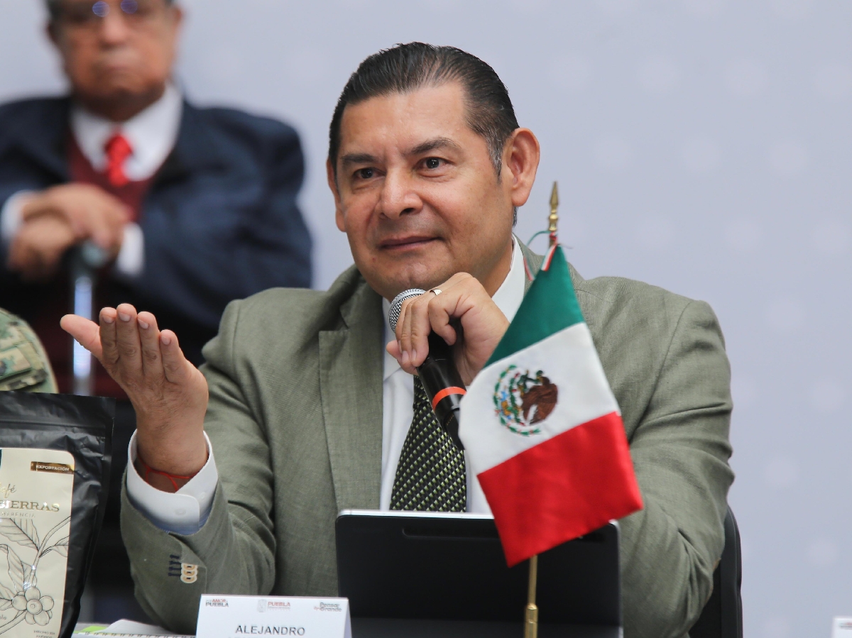 Señalan presencia de la 28 de Octubre en movilización de normalistas: Armenta