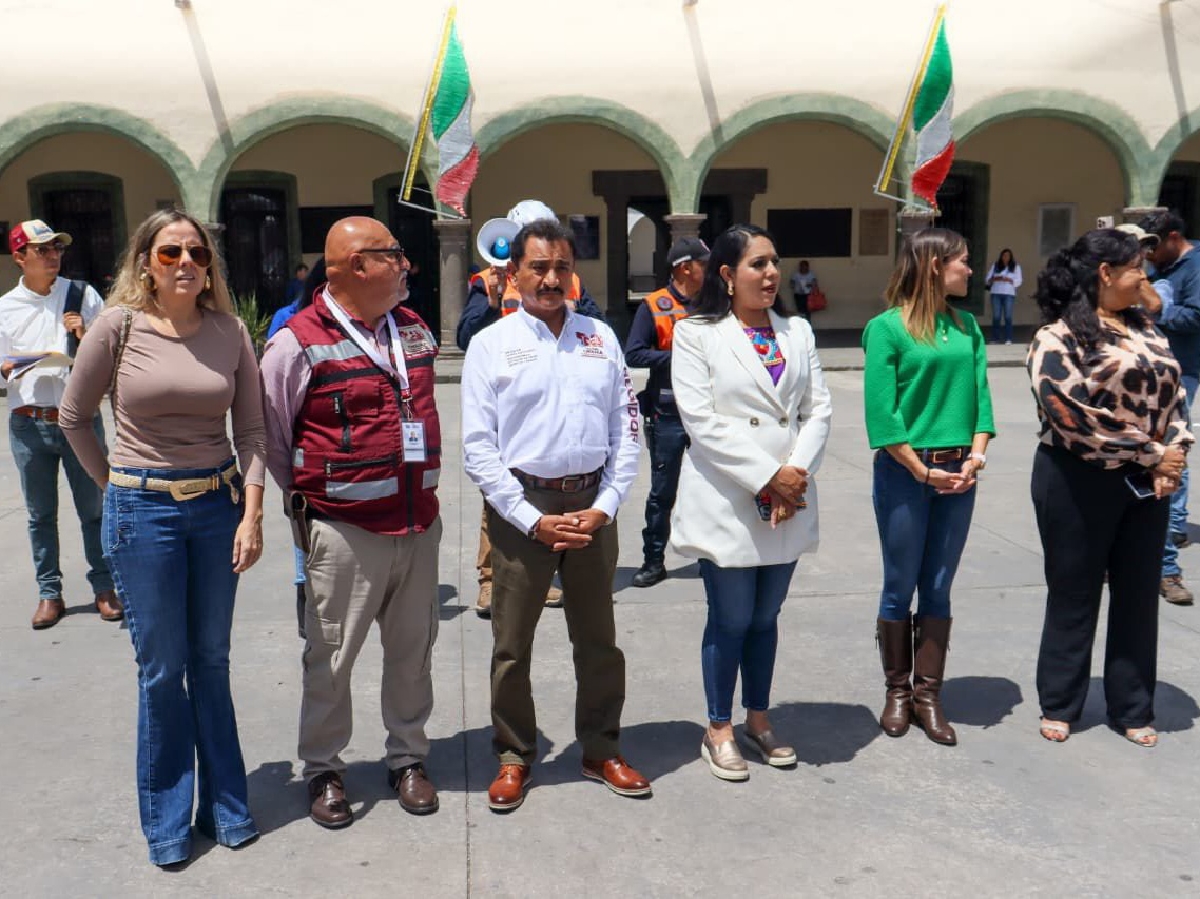 Con 60 segundos en cronómetro, la Presidencia Municipal fue desalojada