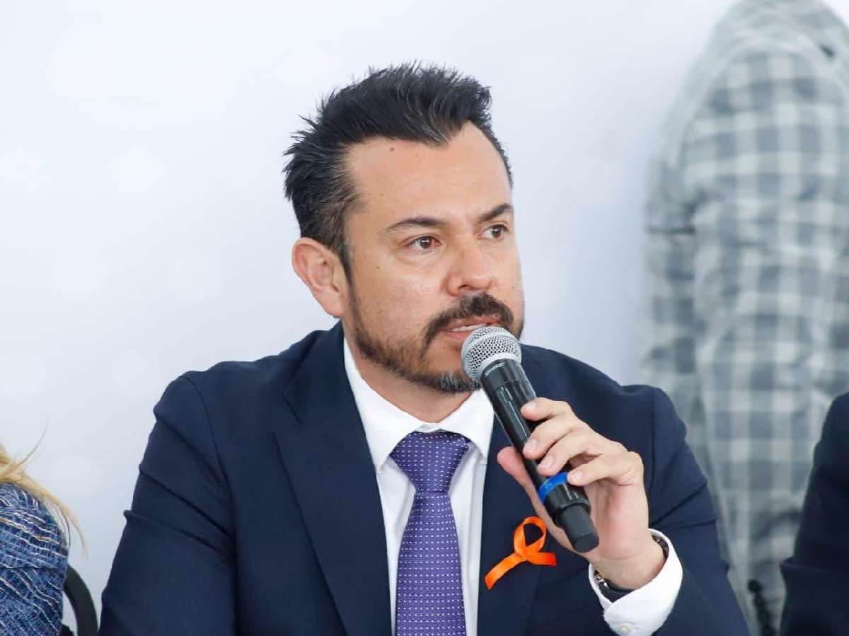 Escoltas a exgobernadores operan desde 2012: JLGP