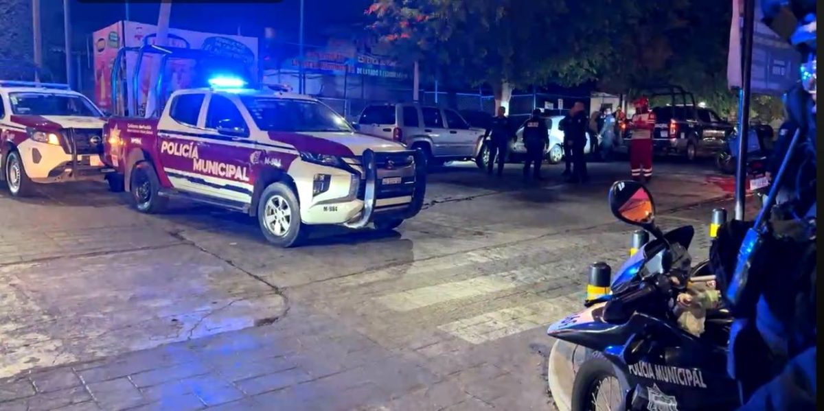 Hombre recibe 10 plomazos en Tehuacán