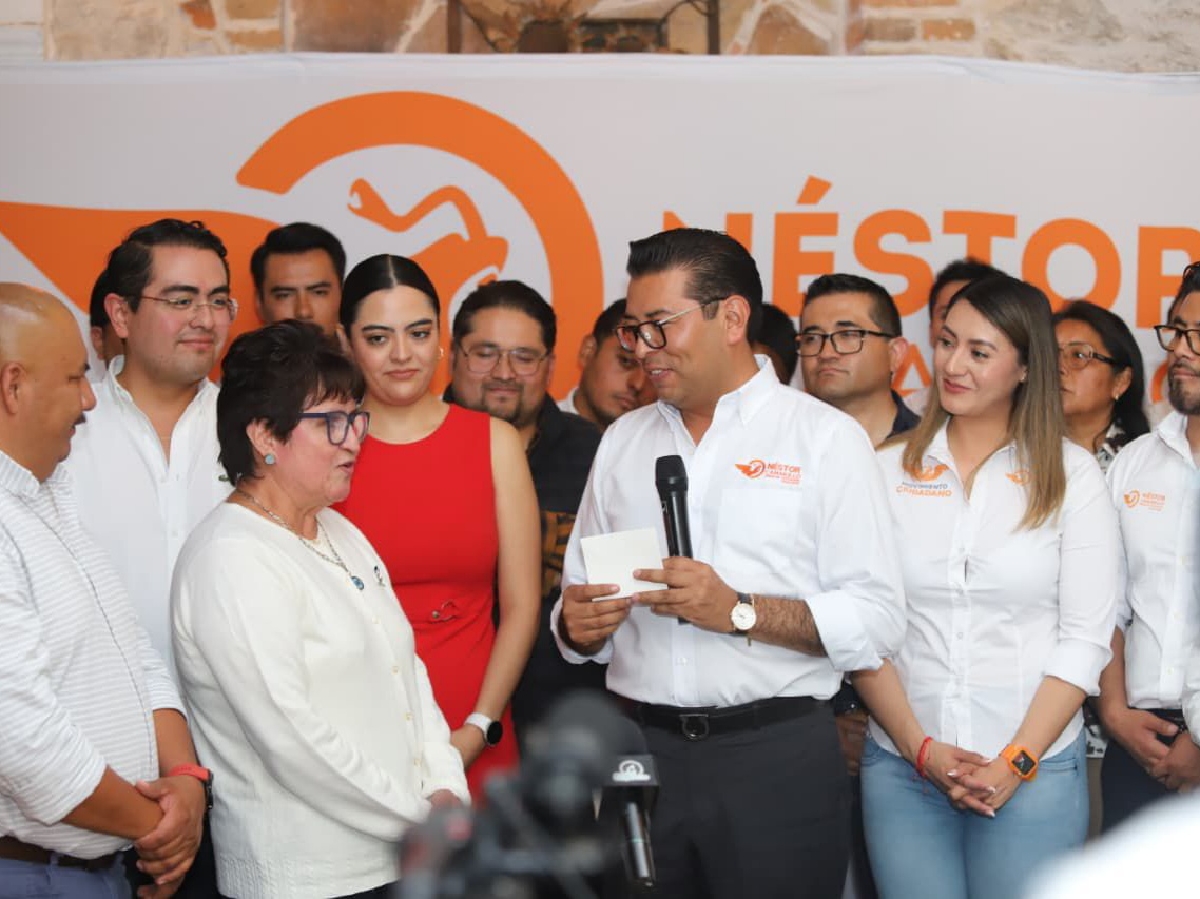 El senador Néstor Camarillo se reune con liderazgos de la región de Tecamachalco