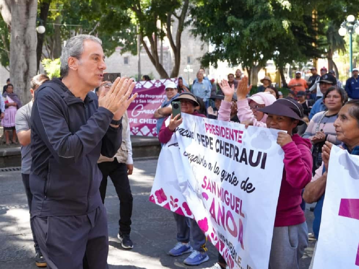 Serenata marca el primer aniversario de gobierno de Pepe Chedraui