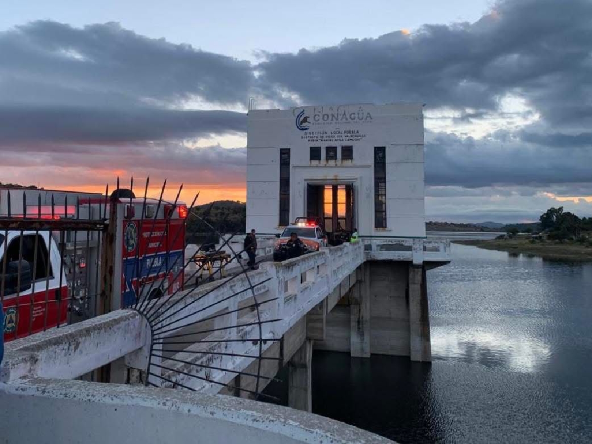 Trabajador de Conagua pierde la vida en la presa de Valsequillo