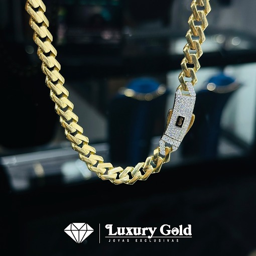 Atraco millonario a Joyería Luxuri Gold