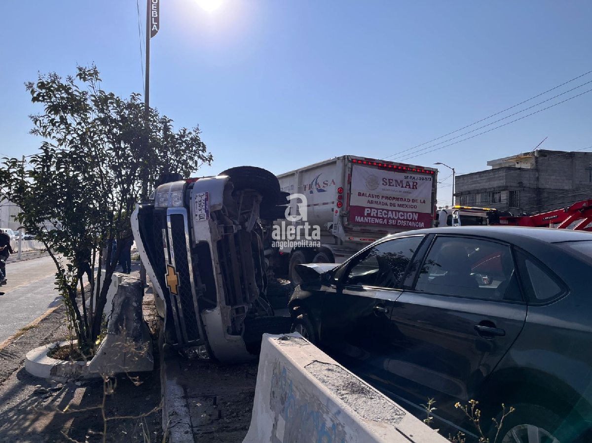 Choque múltiple paraliza Periférico Ecológico