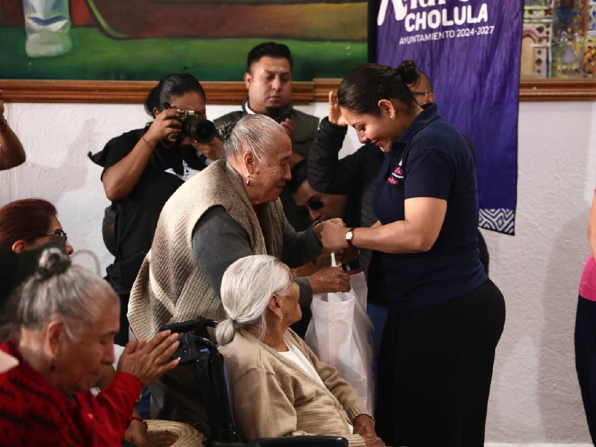 Comienza Lupita Cuautle quinta entrega de apoyos alimentarios