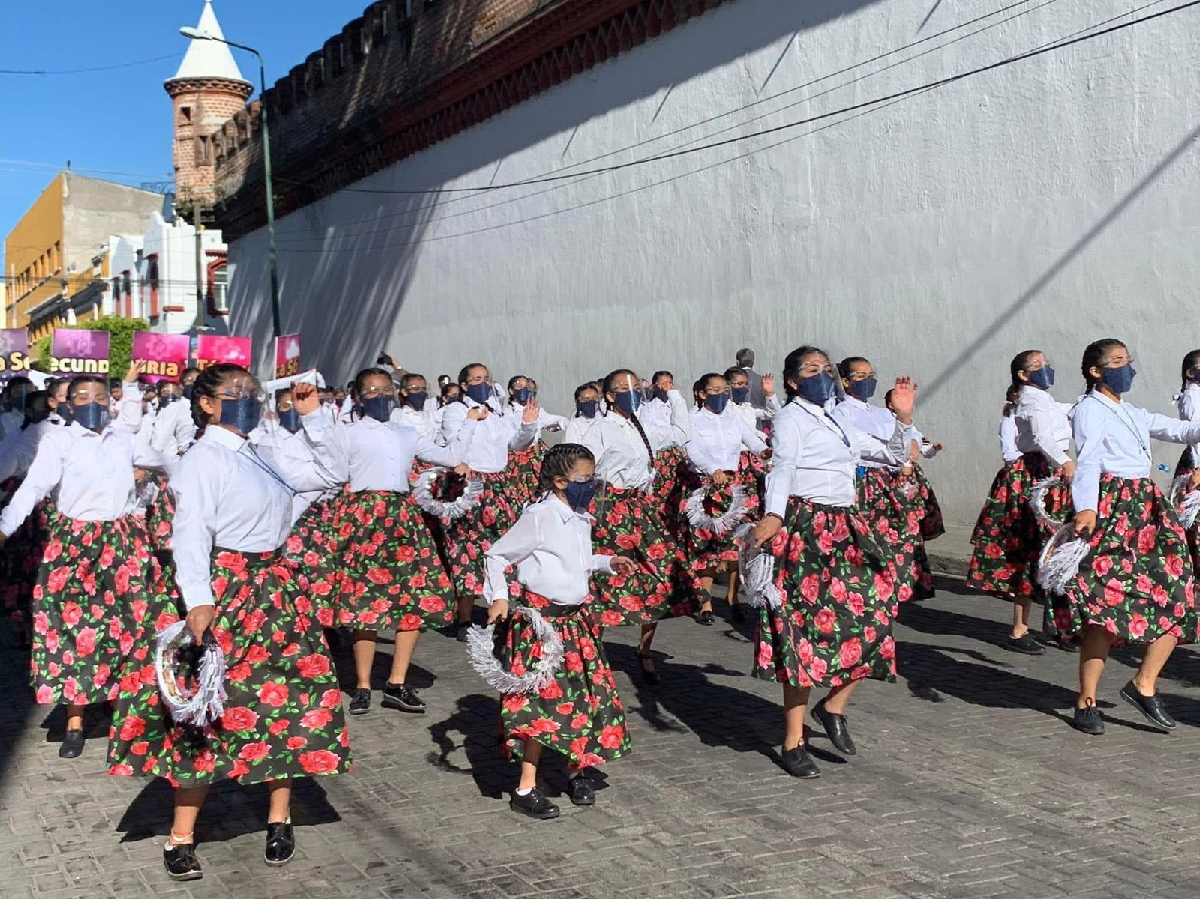 Identifica la ruta definida del Desfile de la Revolución Mexicana en Puebla