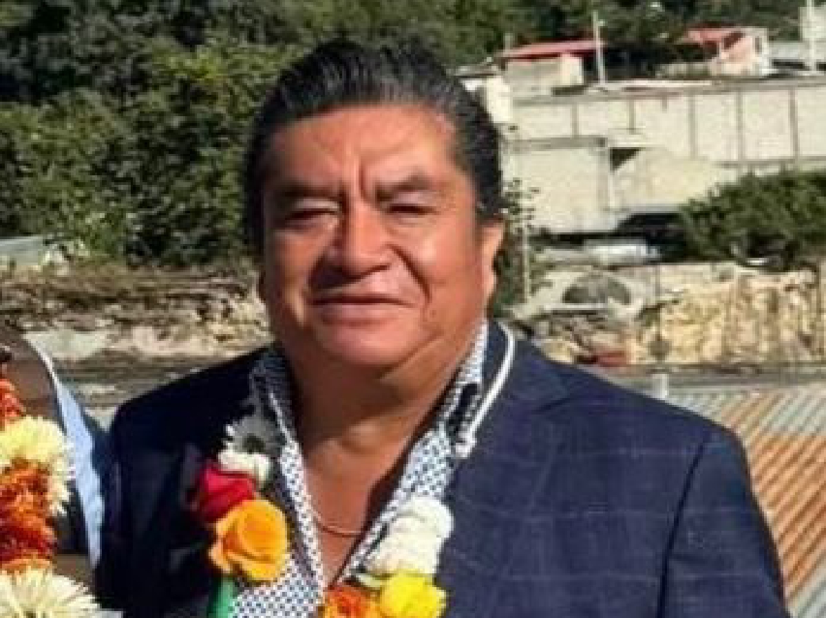 Hieren al alcalde de Tianguismanalco con cuchillo en el cuello