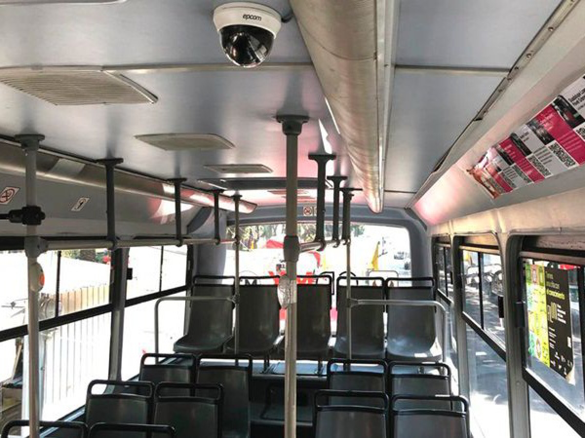 Colocarán cámaras en el transporte público en 2026
