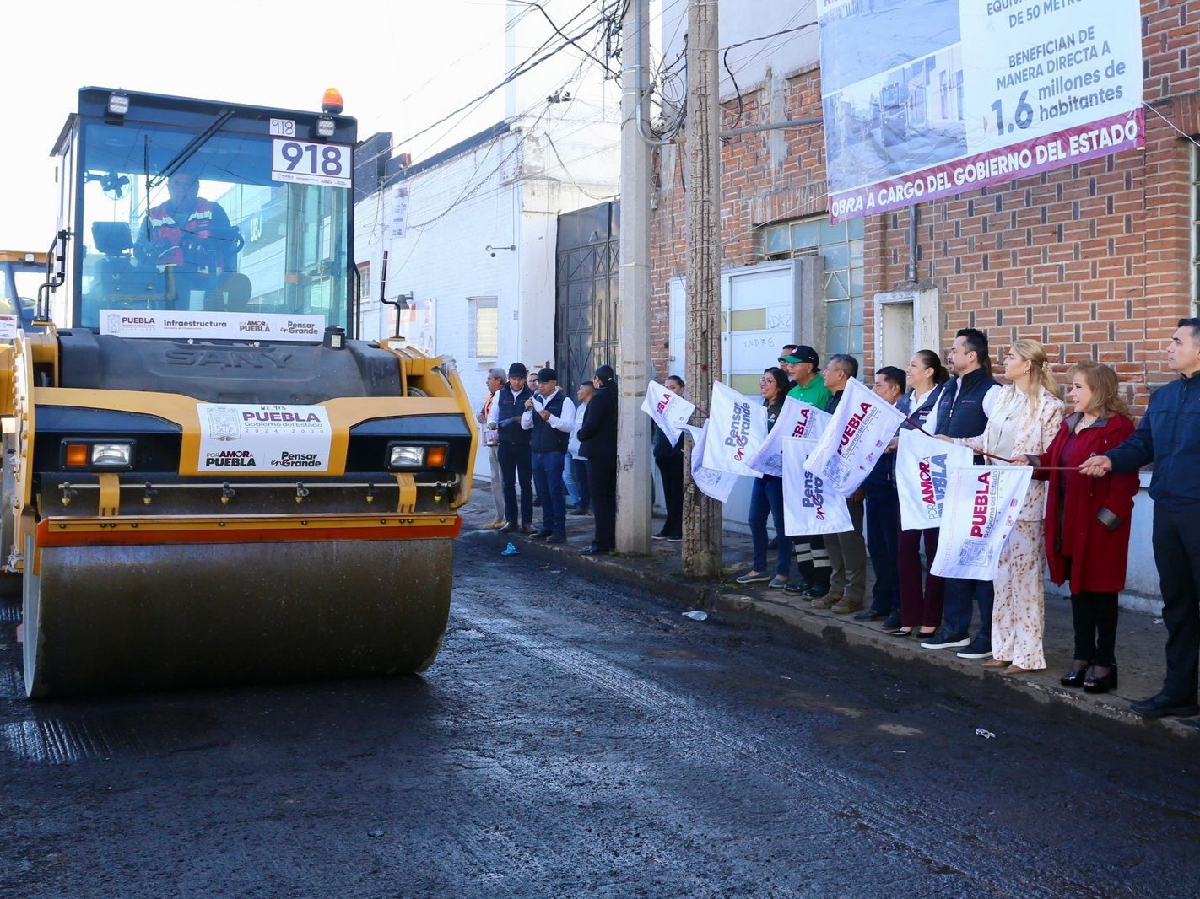 Gobierno estatal reconstruye la 12 oriente por indolencia de gestiones del pasado