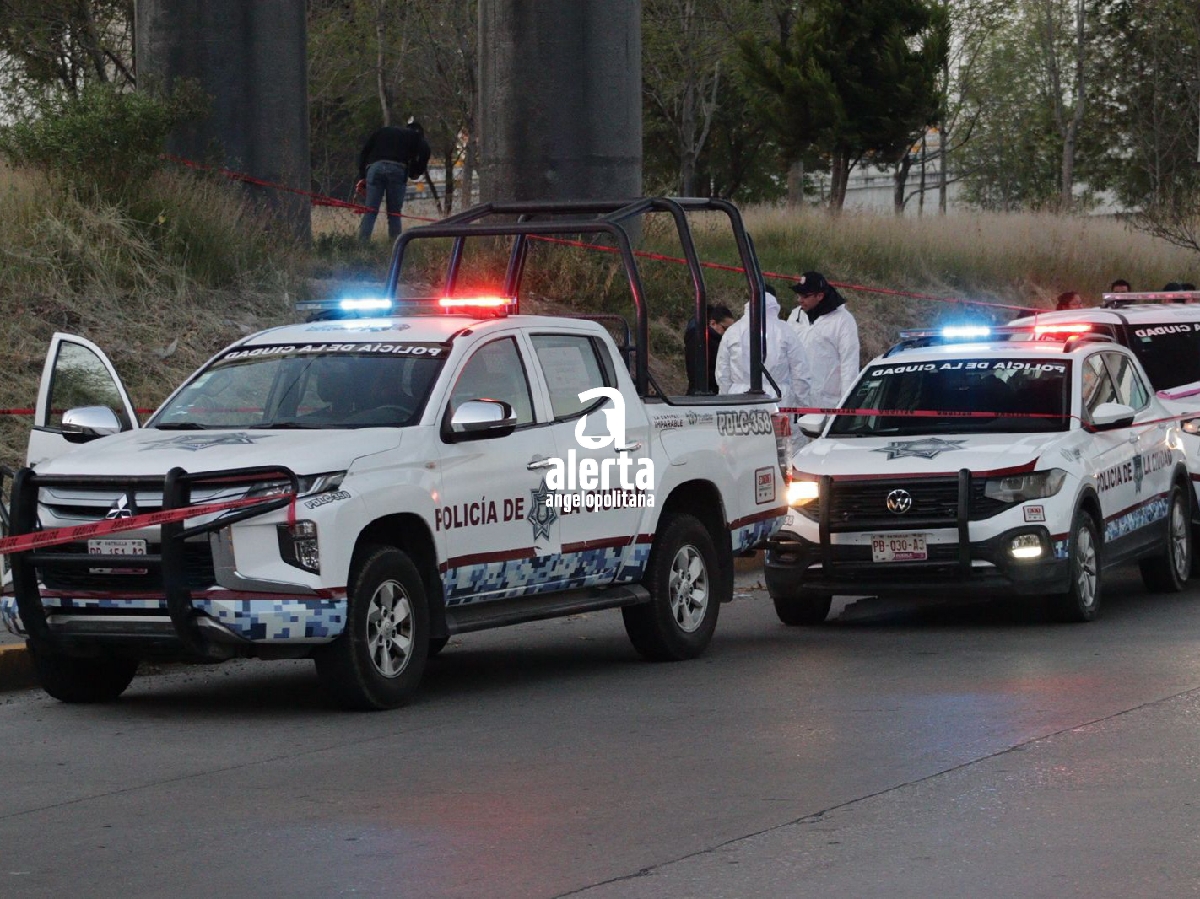 Hallan cadáver bajo el puente del Periférico en Amozoc