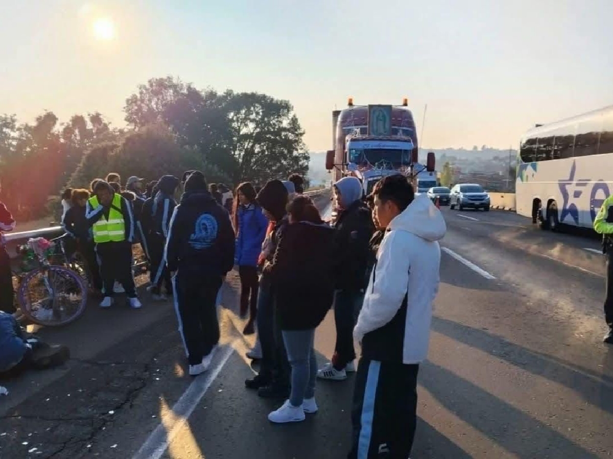 Muere peregrino de 14 años atropellado en la México-Puebla