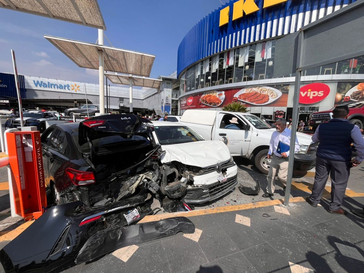 Fallece mujer durante carambola en la Atlixcáyotl