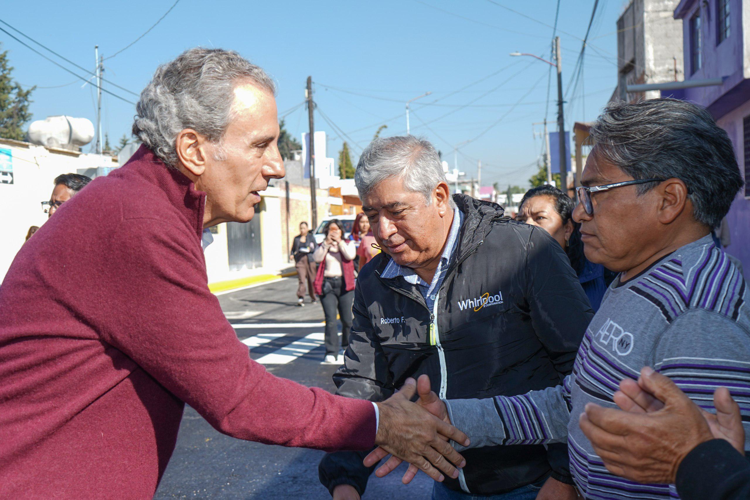 Entrega Pepe Chedraui Colector Pluvial en la colonia Álamos Vista Hermosa