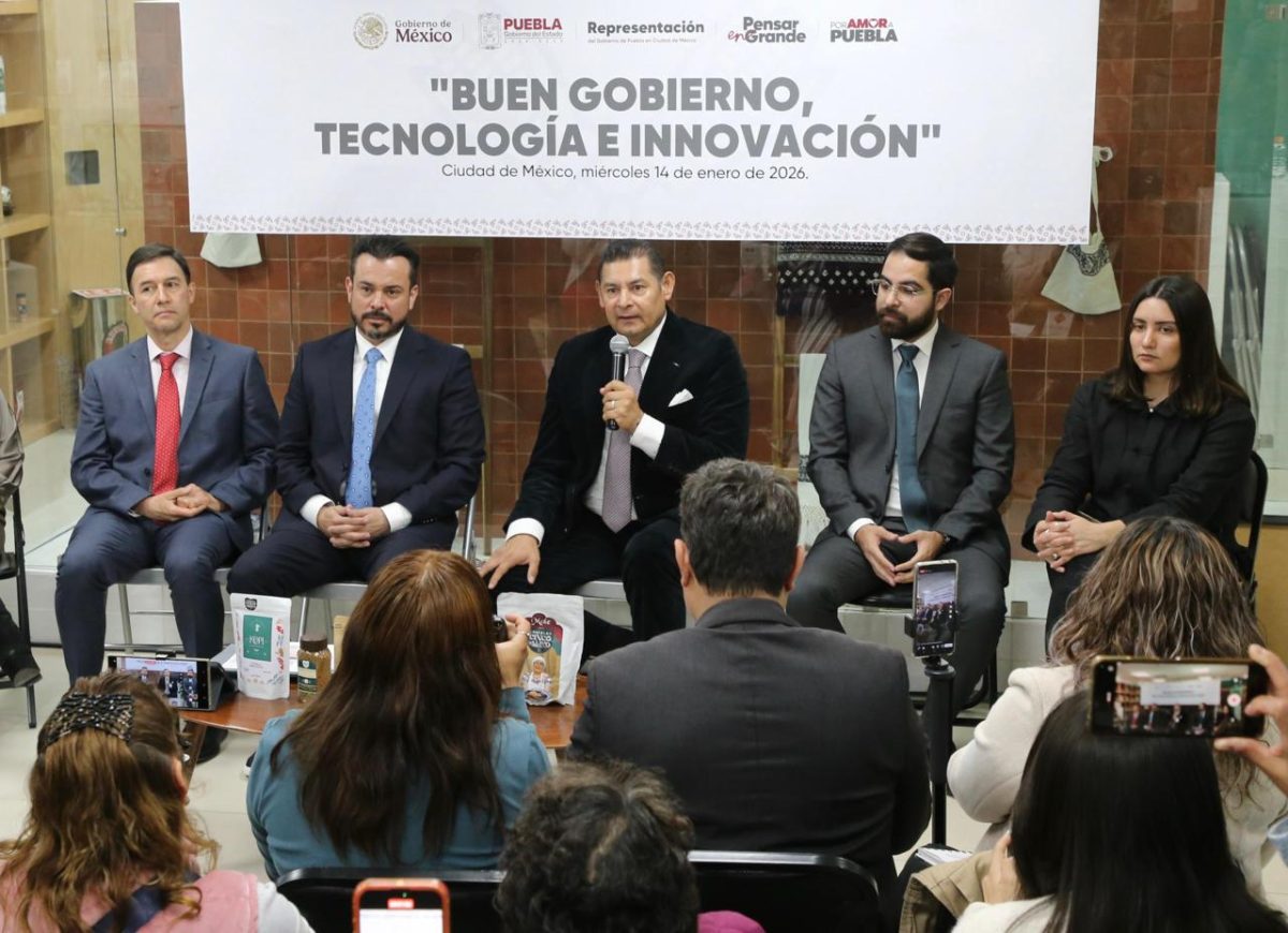 Combate gobierno saqueo heredado por neoliberales