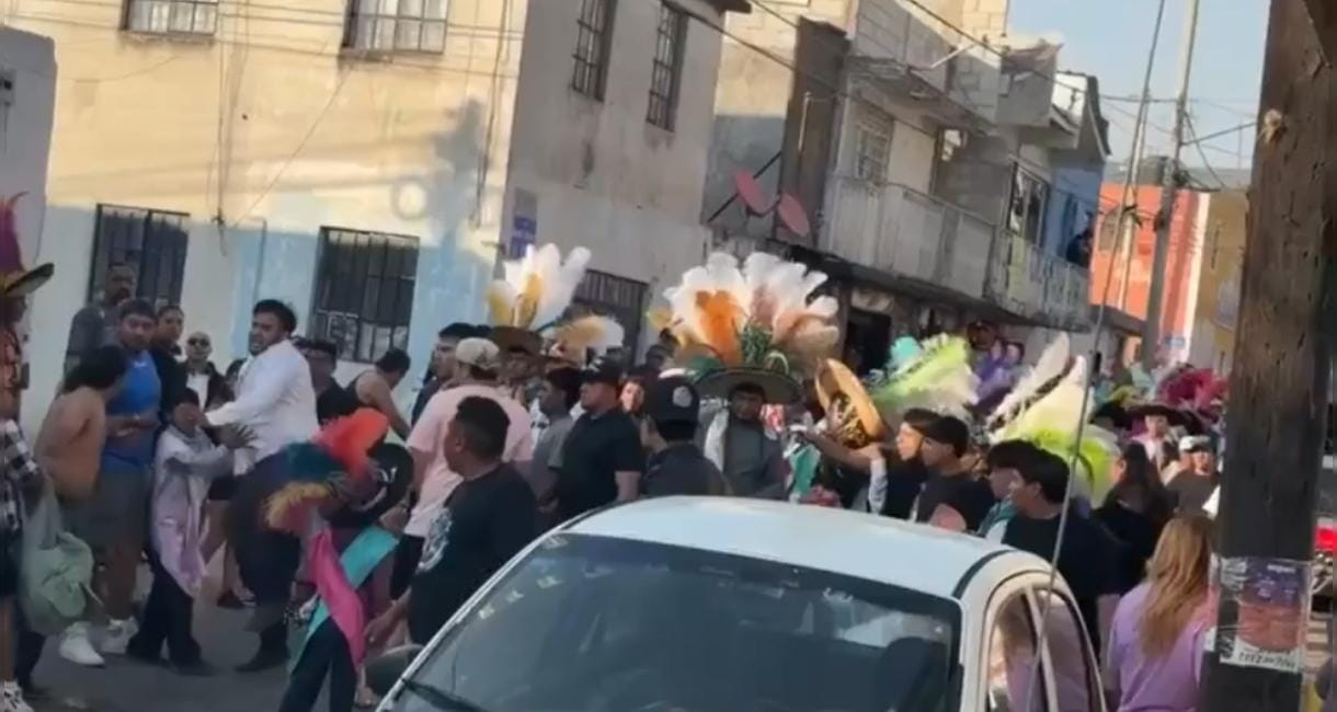 Carnaval de Xochimehuacán acaba en riña y con lesionados