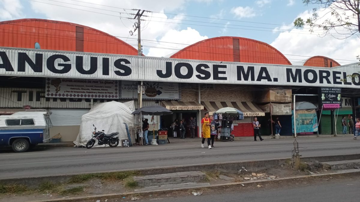 Detienen a 16 extorsionadores en el Mercado Morelos