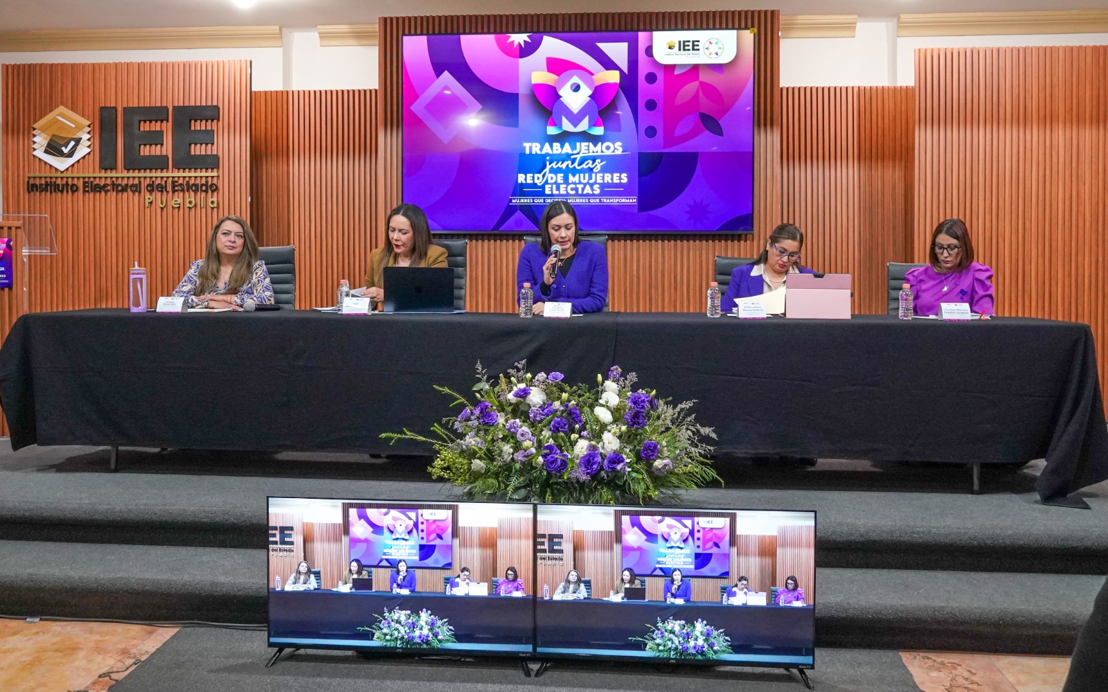 En camino a garantizar el desempeño pleno de las mujeres en el poder